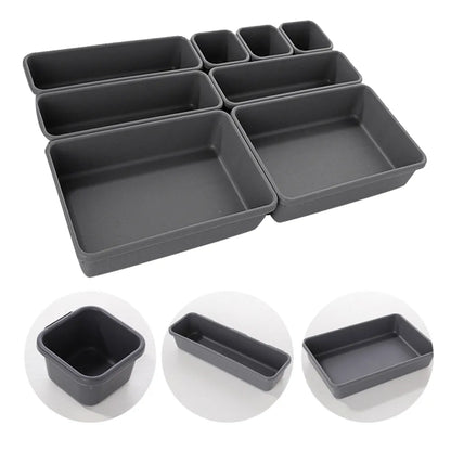 Adjustable organizing tray with 8 compartments